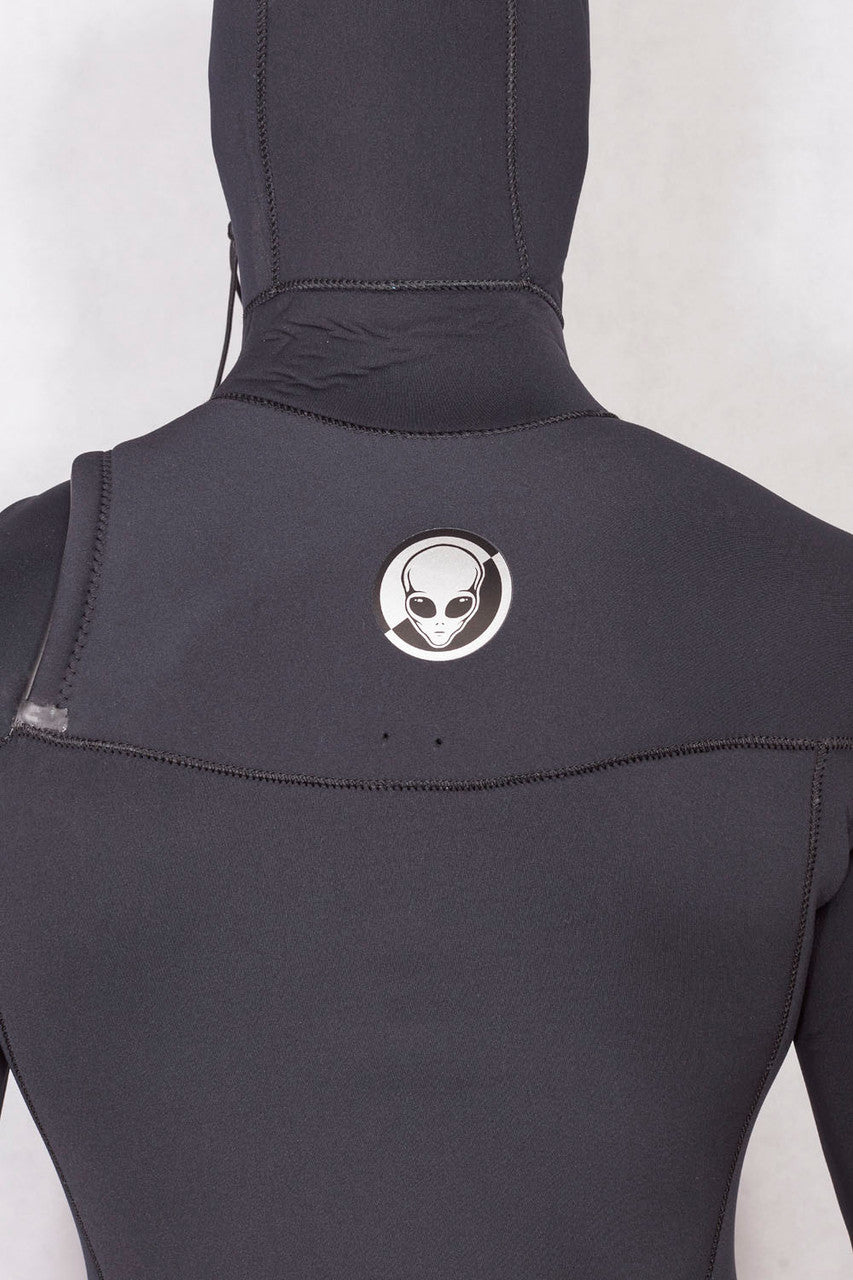 Lunasurf all 4mm hooded wetsuit