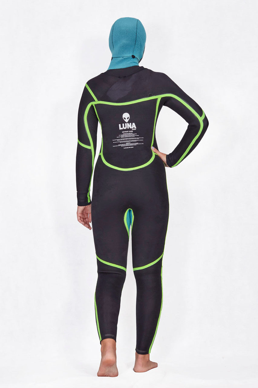 Thermal lined hood wetsuit